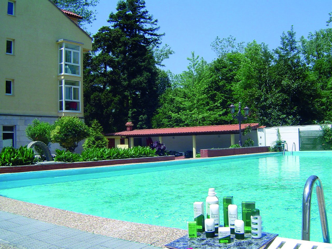 Hotel Balneario De Alceda Екстер'єр фото